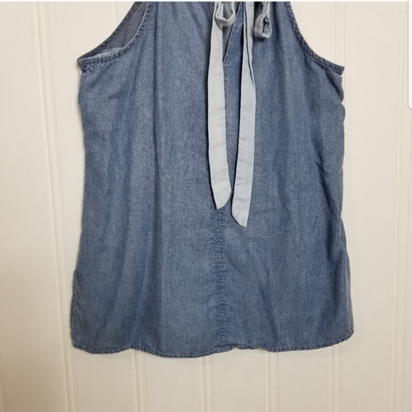 Soho New York And Company Denim Like Tie Back Sleeveless Top - Picture 8 of 12